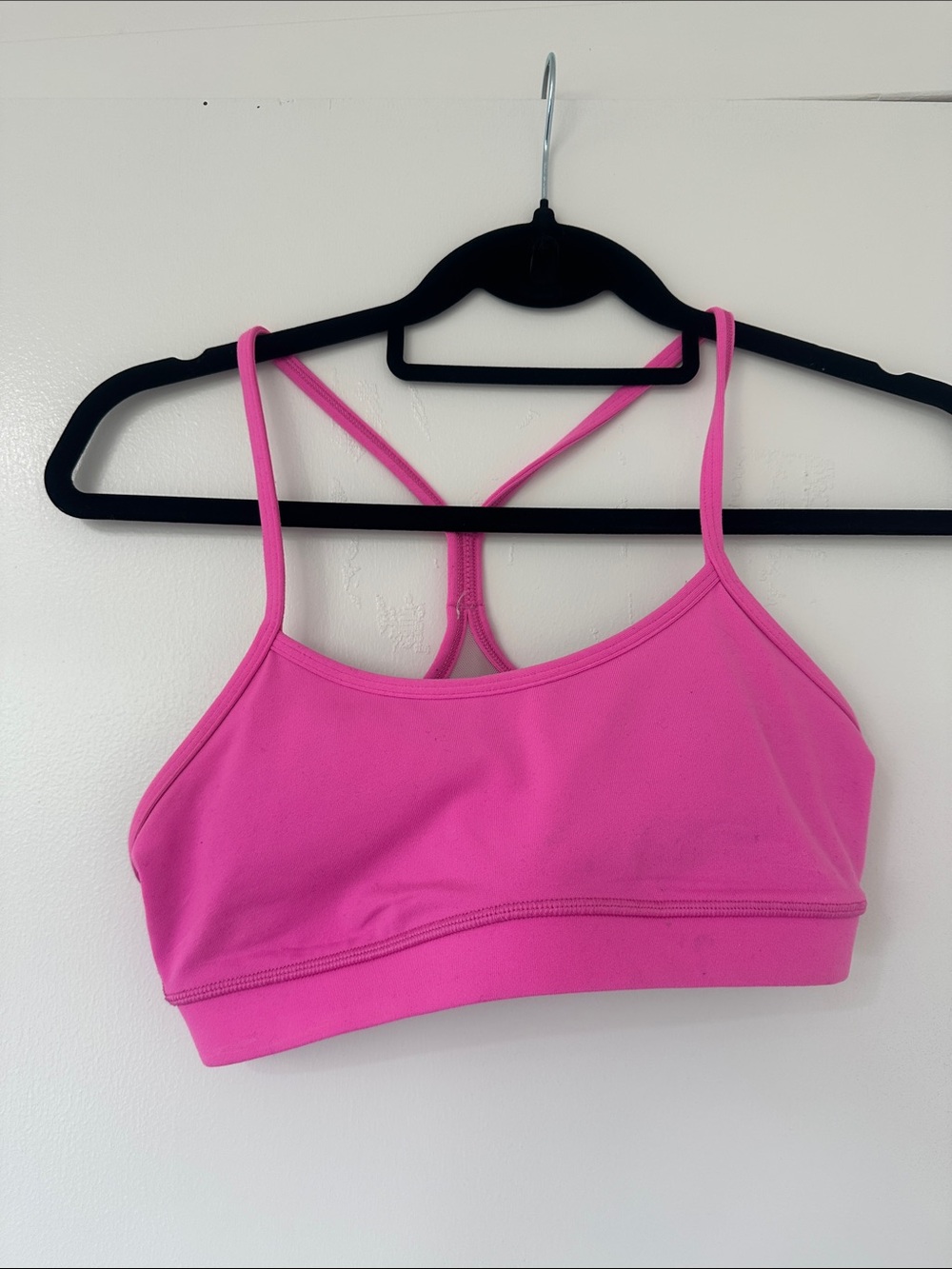 Lululemon hot pink race back sports bra